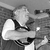 lee collinson at Lymington folk club